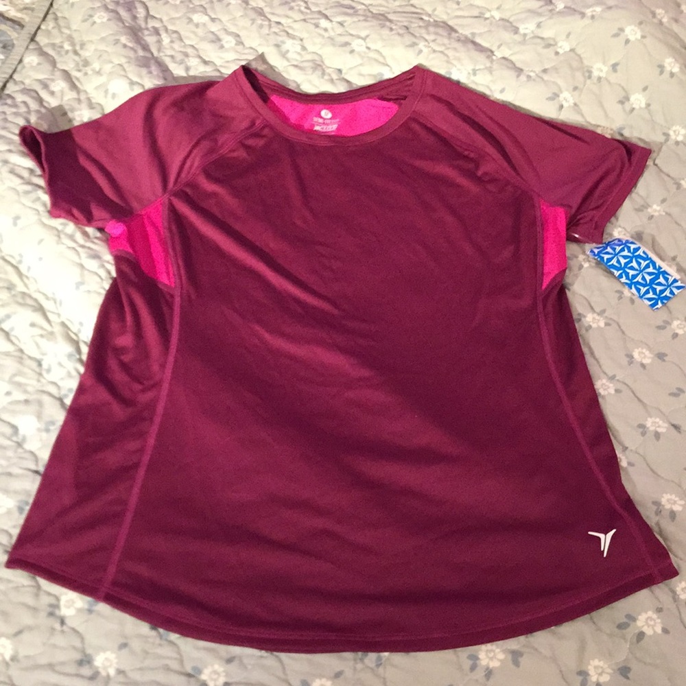 Old Navy Active T-Shirt